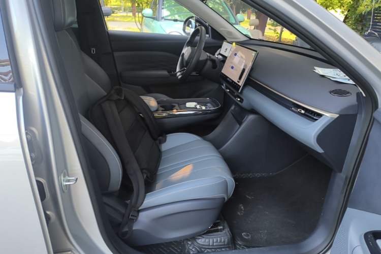 Used ARCFOX T1 2025 Model 425 PRO Right Front Seat