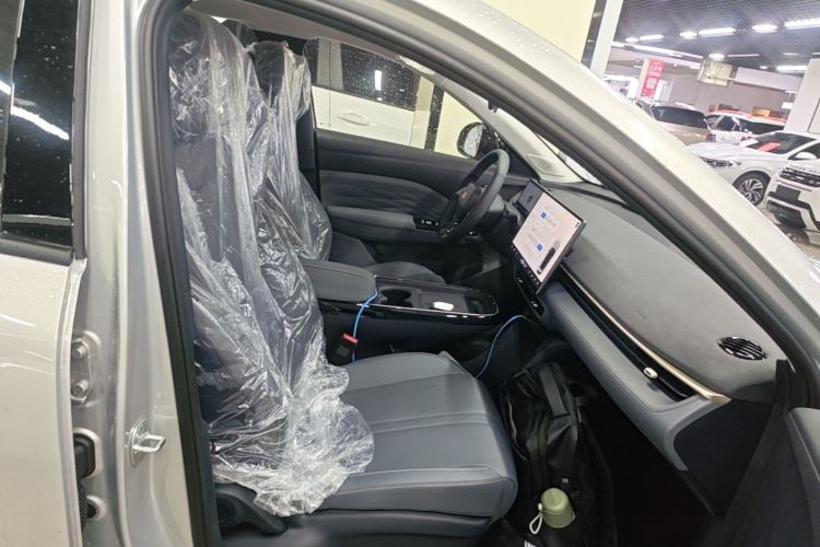 Used ARCFOX T1 2025 Model 320 PRO Right Front Seat