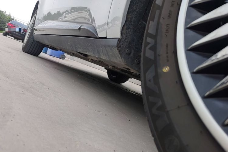 Used ARCFOX T1 2025 Model 425 PRO Right Side Sill