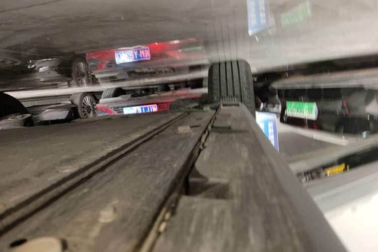 Used ARCFOX T1 2025 Model 425 PRO Right Side Sill