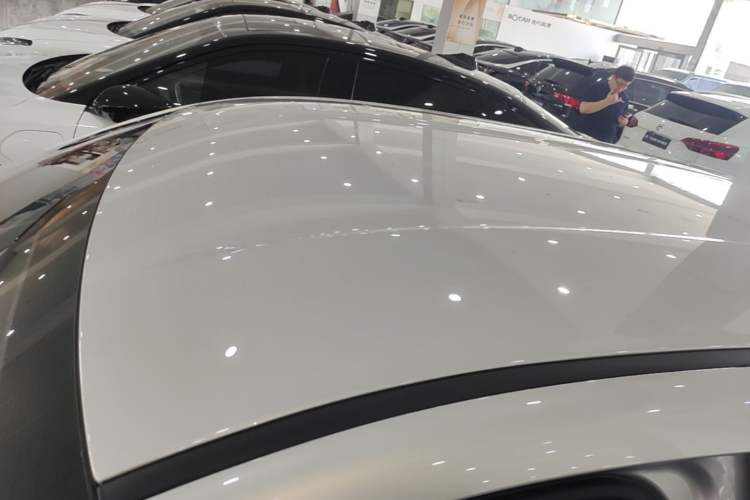 Used ARCFOX T1 2025 Model 425 PRO Roof