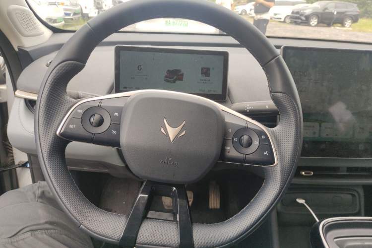 Used ARCFOX T1 2025 Model 320 PRO Steering Wheel