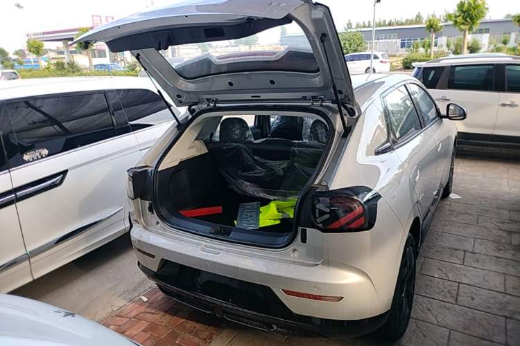 Used ARCFOX T1 2025 Model 320 PRO Trunk