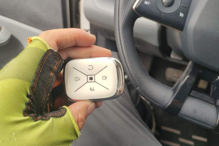 Used ARCFOX T1 2025 Model 320 PRO Vehicle Key