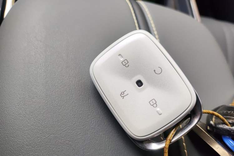 Used ARCFOX T1 2025 Model 425 PRO Vehicle Key