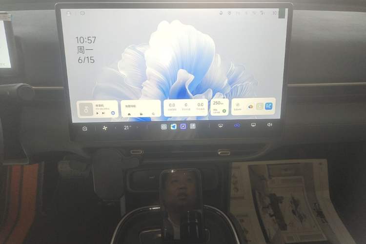 Used ARCFOX T1 2025 Model 320 PRO Audio And AC Panel