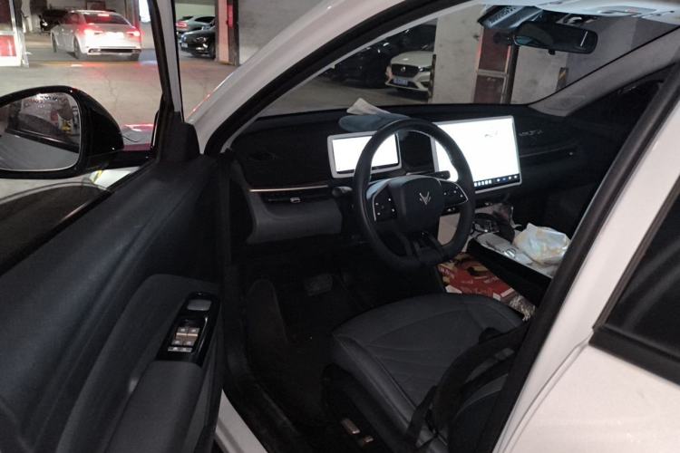 Used ARCFOX T1 2025 Model 425 PLUS Driver Seat