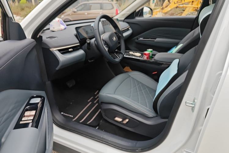 Used ARCFOX T1 2025 Model 425 PLUS Driver Seat
