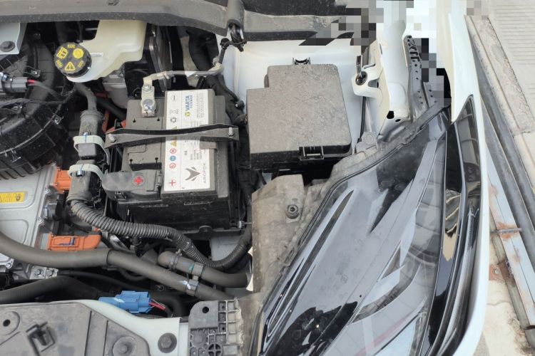 Used ARCFOX T1 2025 Model 425 PLUS Engine Bay Left