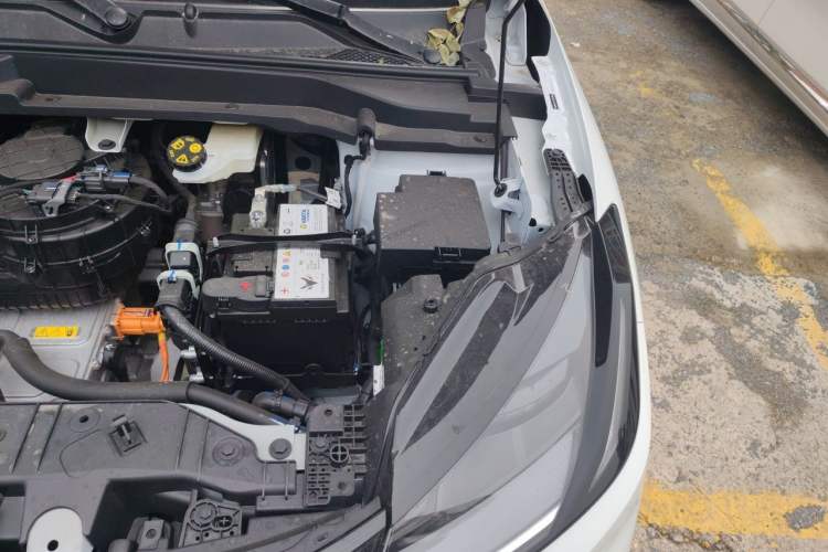 Used ARCFOX T1 2025 Model 425 PLUS Engine Bay Left