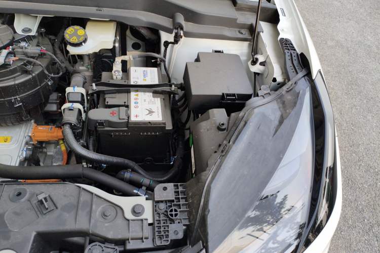 Used ARCFOX T1 2025 Model 425 PLUS Engine Bay Left