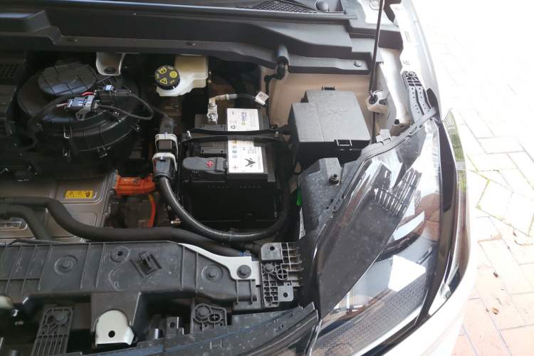 Used ARCFOX T1 2025 Model 425 PRO Engine Bay Left