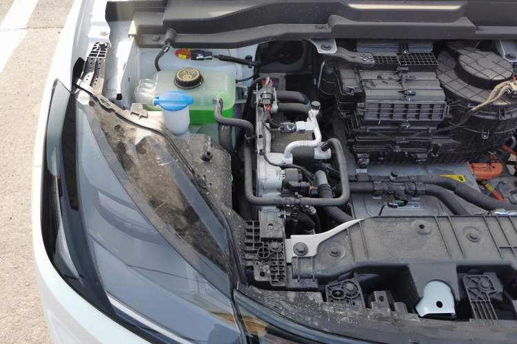 Used ARCFOX T1 2025 Model 425 PLUS Engine Bay Right
