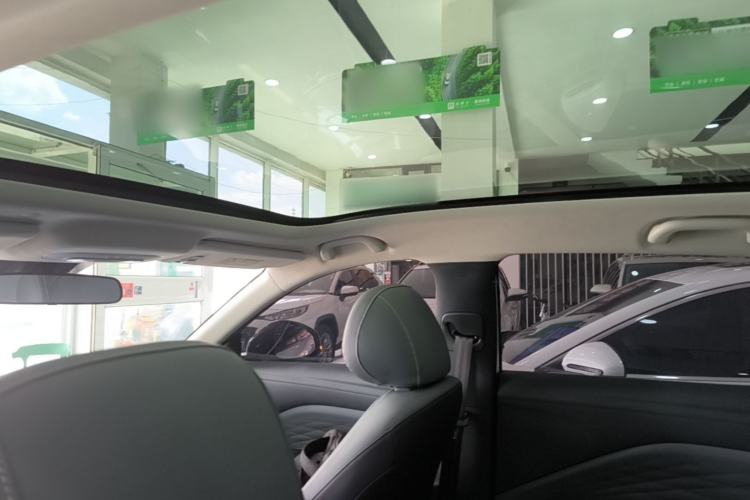 Used ARCFOX T1 2025 Model 425 PLUS Headliner