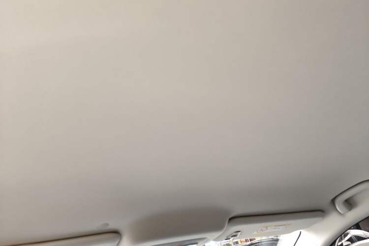 Used ARCFOX T1 2025 Model 425 PRO Headliner