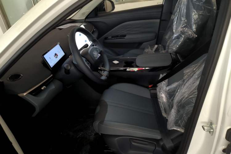 Used ARCFOX T1 2025 Model 320 PRO Left Front Seat
