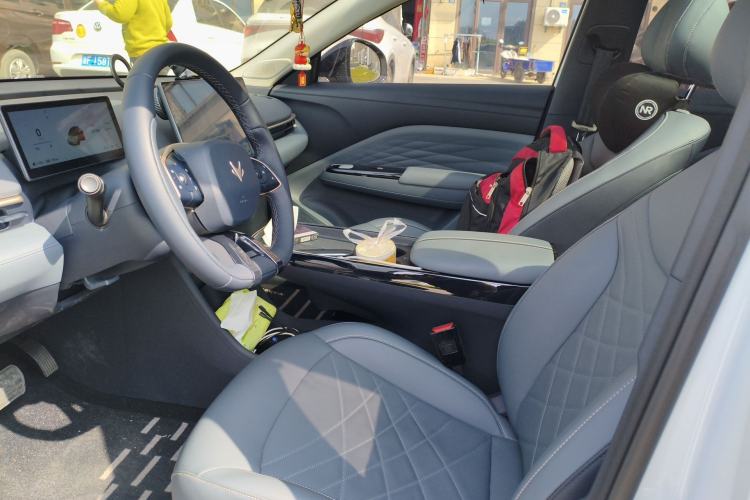 Used ARCFOX T1 2025 Model 425 PLUS Left Front Seat