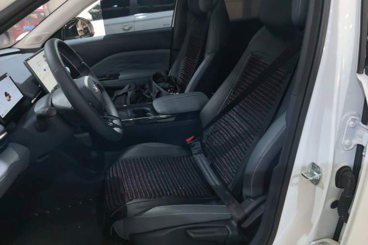 Used ARCFOX T1 2025 Model 320 PRO Left Front Seat