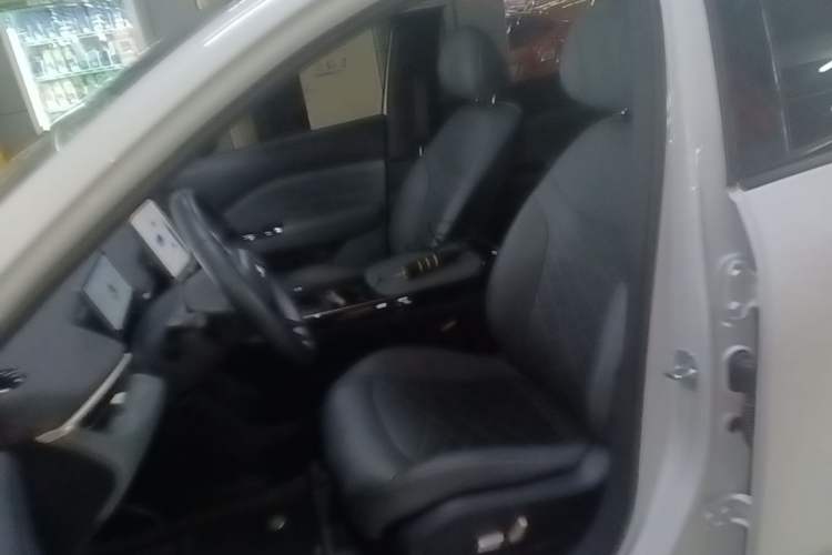 Used ARCFOX T1 2025 Model 425 MAX Left Front Seat