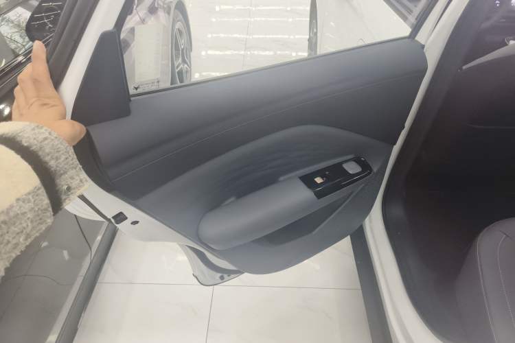 Used ARCFOX T1 2025 Model 425 PRO Left Rear Door Interior