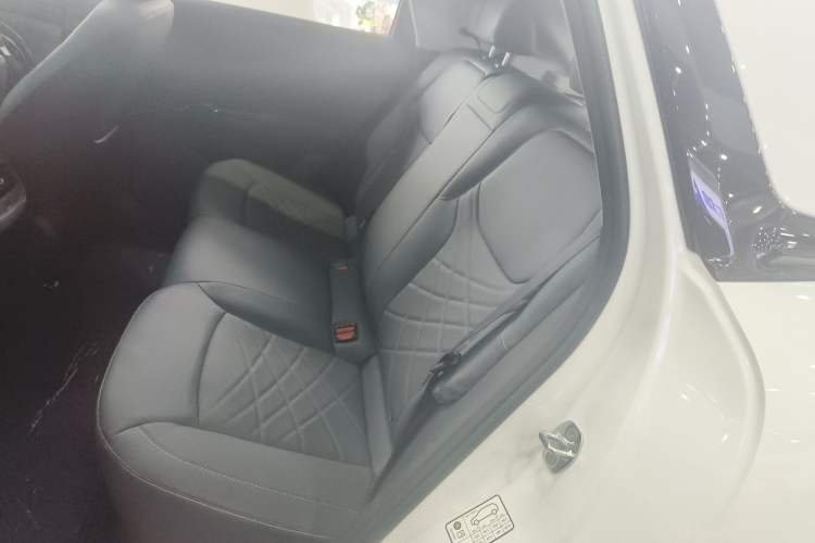 Used ARCFOX T1 2025 Model 425 PRO Left Rear Seat