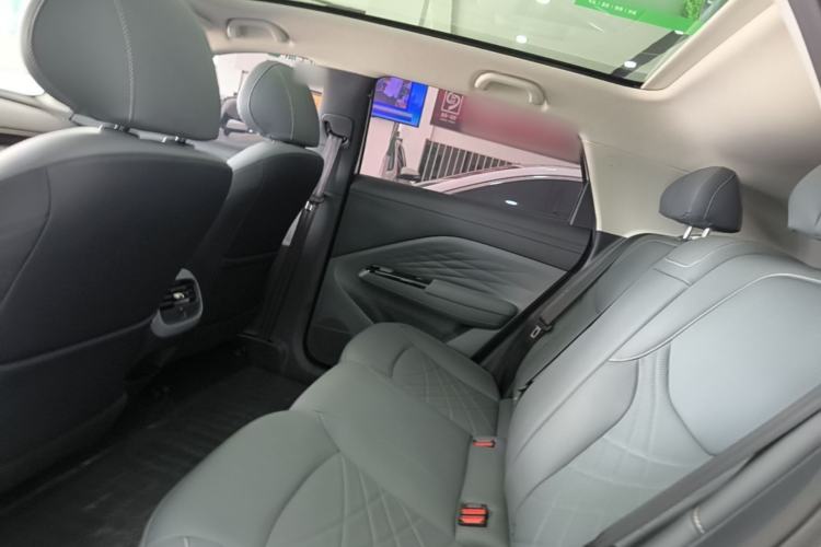 Used ARCFOX T1 2025 Model 425 PLUS Left Rear Seat