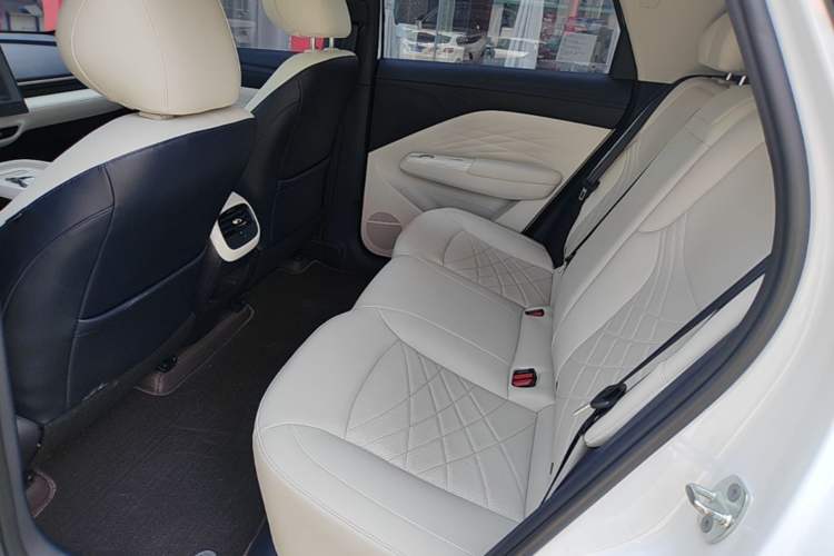 Used ARCFOX T1 2025 Model 425 PLUS Left Rear Seat