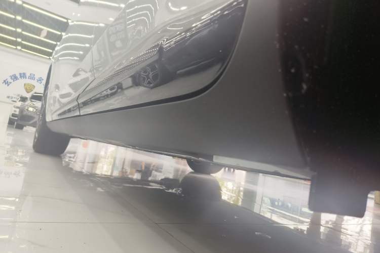 Used ARCFOX T1 2025 Model 425 PRO Left Side Sill
