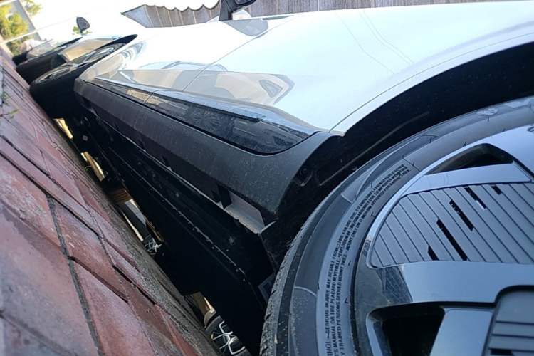 Used ARCFOX T1 2025 Model 320 PRO Left Side Sill