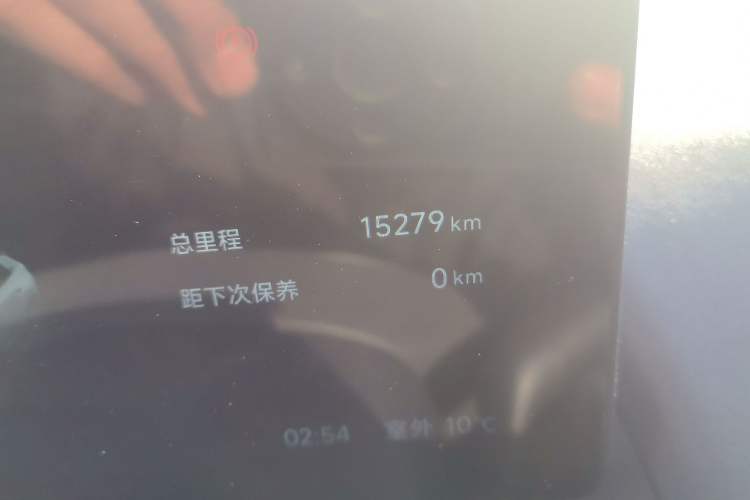 Used ARCFOX T1 2025 Model 425 PLUS Odometer Close Up