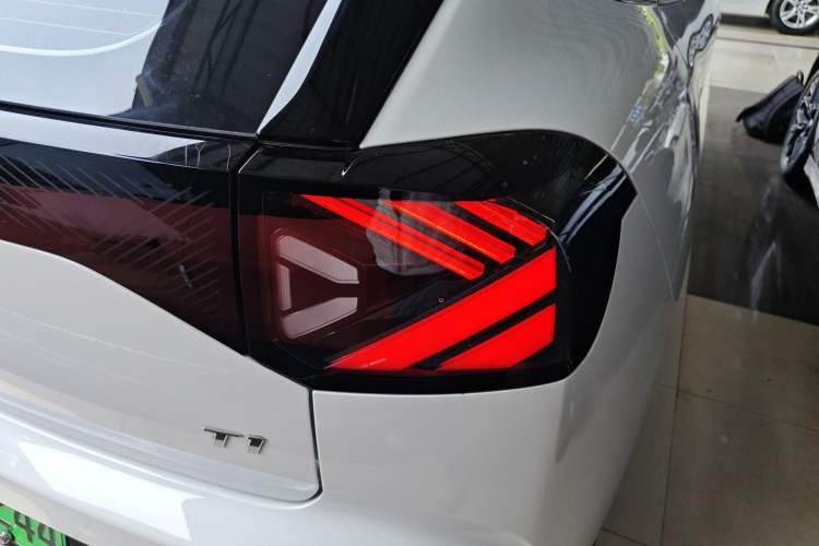 Used ARCFOX T1 2025 Model 425 PRO Right Rear Taillight
