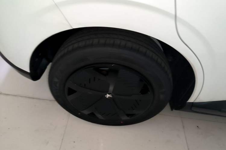Used ARCFOX T1 2025 Model 320 PRO Right Rear Wheel Hub