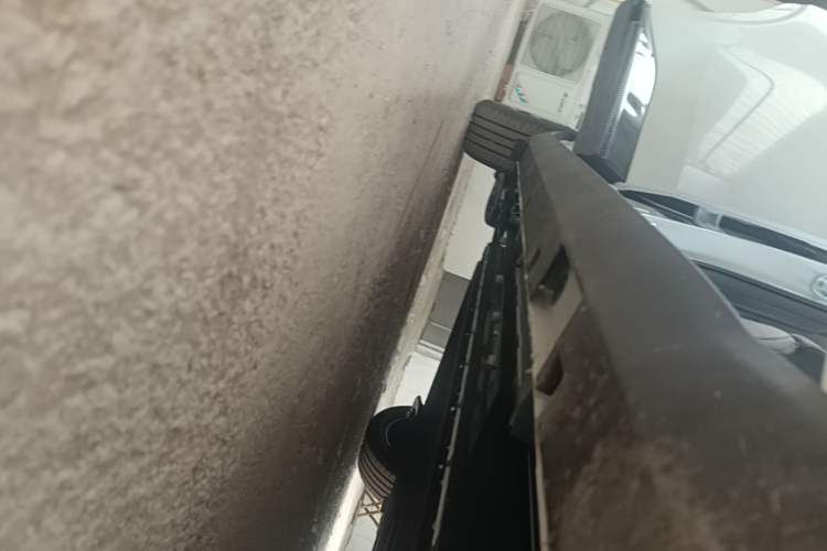 Used ARCFOX T1 2025 Model 320 PRO Right Side Sill