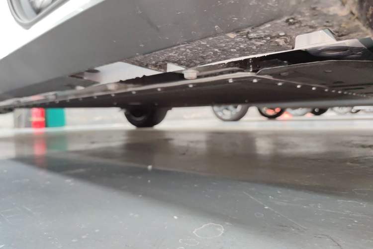 Used ARCFOX T1 2025 Model 425 PRO Right Side Sill
