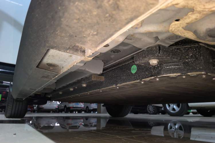 Used ARCFOX T1 2025 Model 320 PRO Right Side Sill