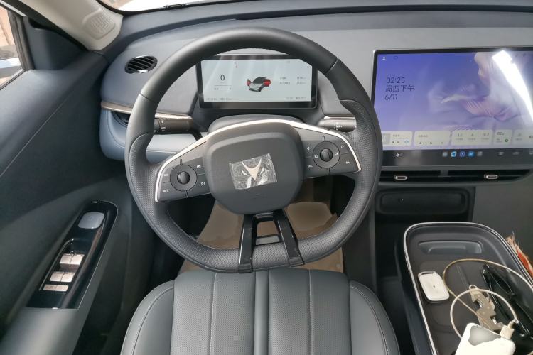 Used ARCFOX T1 2025 Model 425 PRO Steering Wheel