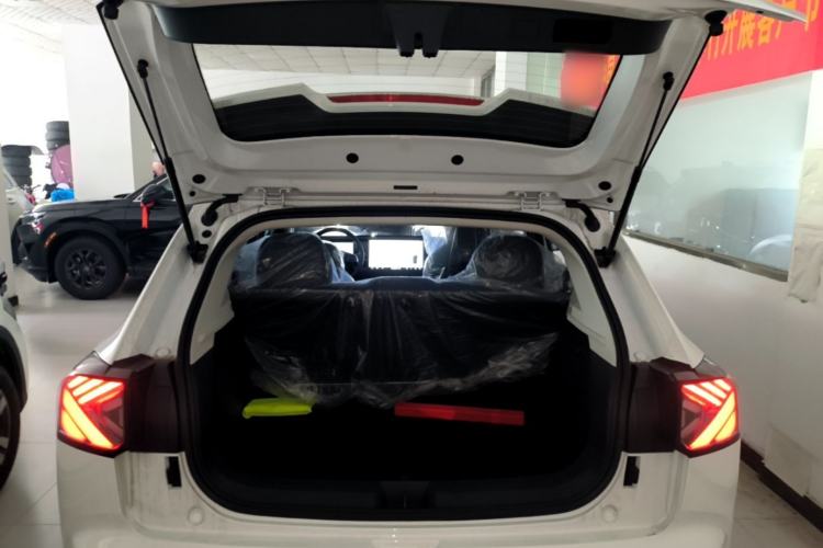 Used ARCFOX T1 2025 Model 320 PRO Trunk