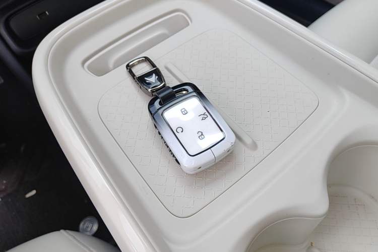 Used ARCFOX T1 2025 Model 425 PLUS Vehicle Key