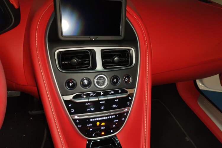 Used AstonMartin DB11 2019 4.0T V8 Coupe Audio And AC Panel