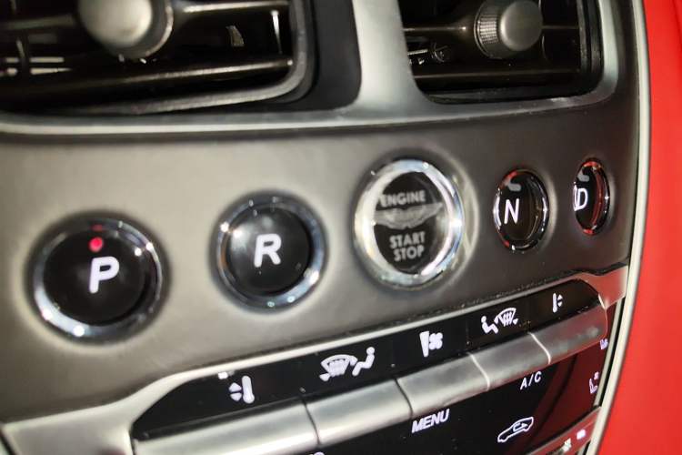 Used AstonMartin DB11 2019 4.0T V8 Coupe Gear Lever
