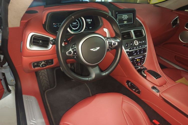 Used AstonMartin DB11 2019 4.0T V8 Coupe Steering Wheel