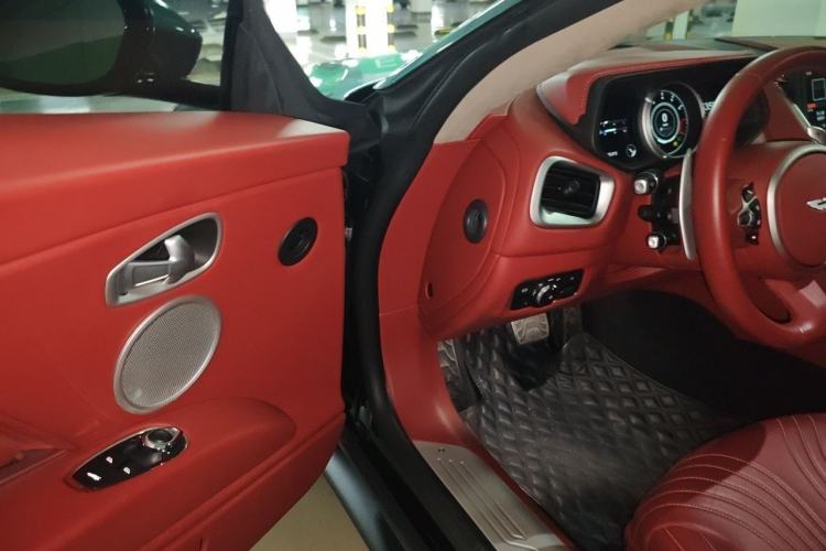Used AstonMartin DB11 2019 4.0T V8 Coupe Driver Seat