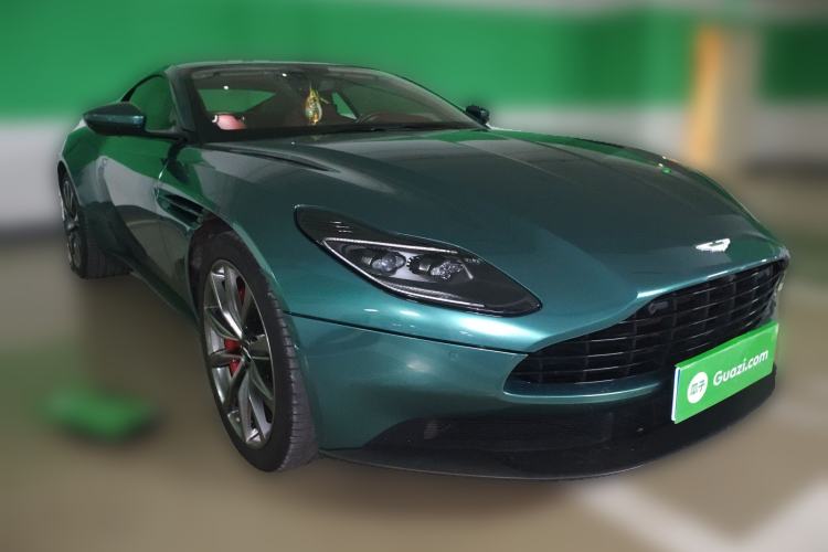 Used AstonMartin DB11 2019 4.0T V8 Coupe Front Right 45 Deg