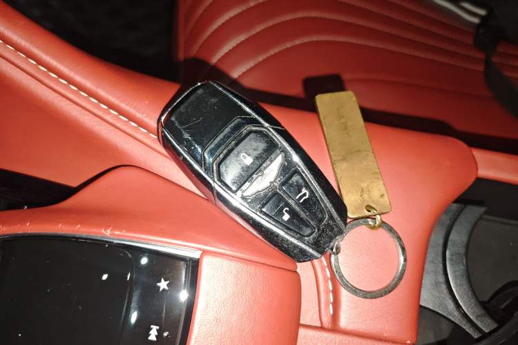 Used AstonMartin DB11 2019 4.0T V8 Coupe Vehicle Key