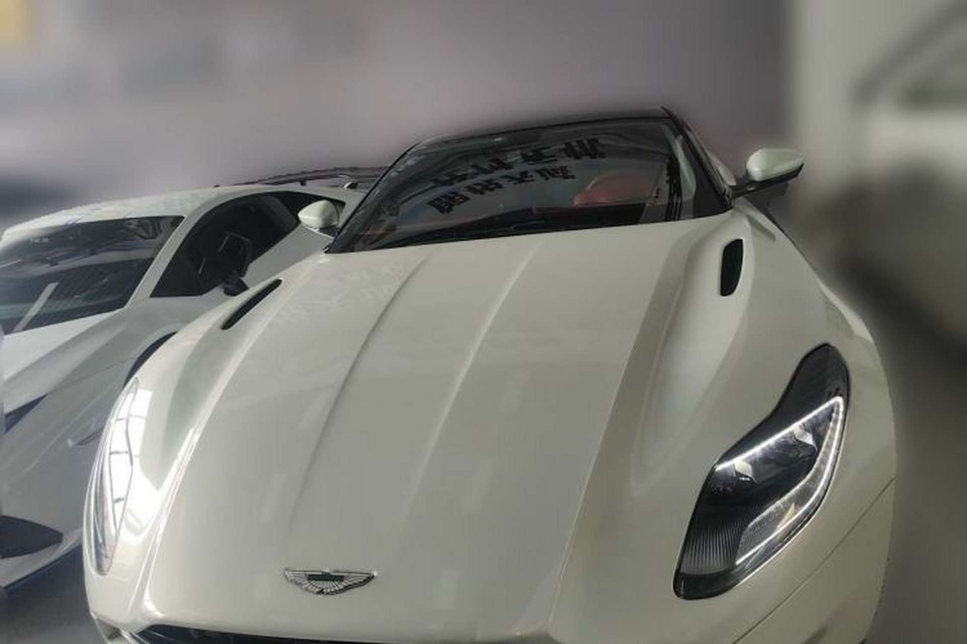 Used AstonMartin DB11 2019 4.0T V8 Coupe Front