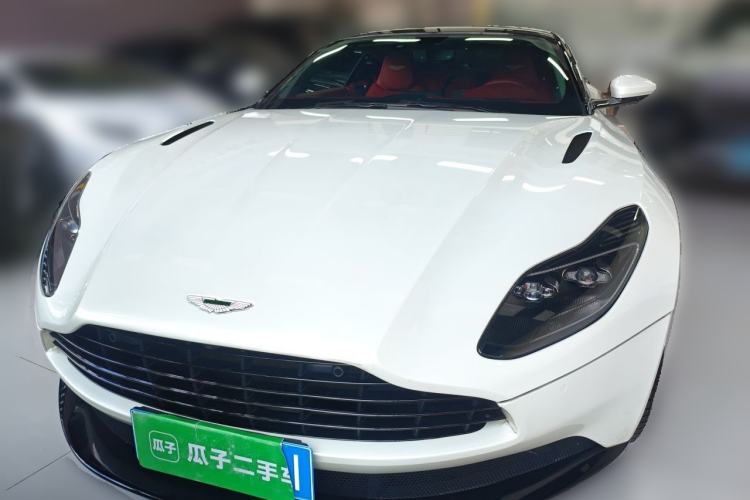 Used AstonMartin DB11 2019 4.0T V8 Coupe Front