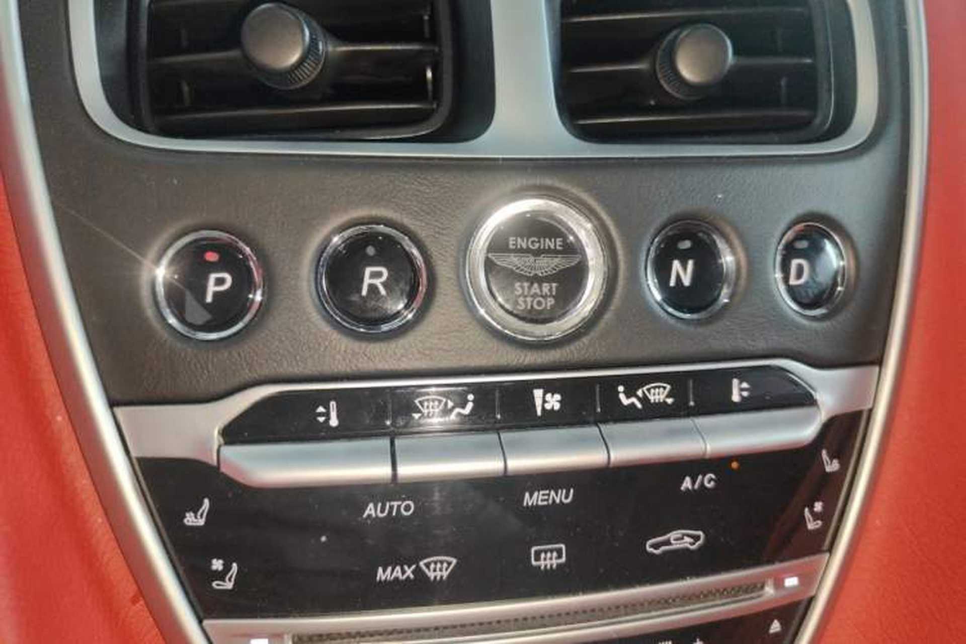 Used AstonMartin DB11 2019 4.0T V8 Coupe Gear Lever