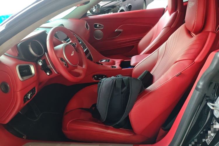 Used AstonMartin DB11 2019 4.0T V8 Coupe Left Front Seat