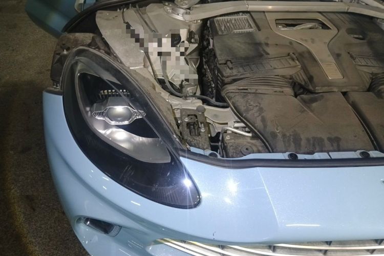 Used AstonMartin DBX 2020 4.0T V8 Engine Bay Right