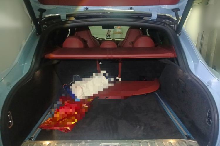 Used AstonMartin DBX 2020 4.0T V8 Trunk